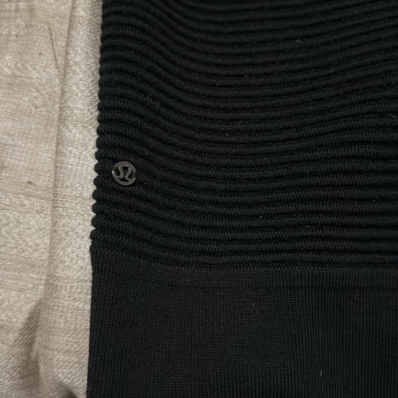 Lululemon yoga wrap - Picture 4 of 5